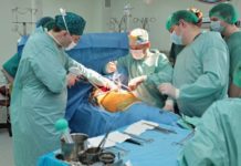 Лікарі Інституту імені О.О. Шалімова вперше в Україні виконали трансплантацію легенів