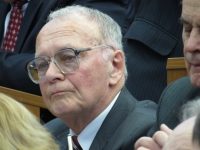 Президія НАМН України сердечно вітає колегу Володимира Анатолійовича Міхньова із ювілейною датою — 75 років!