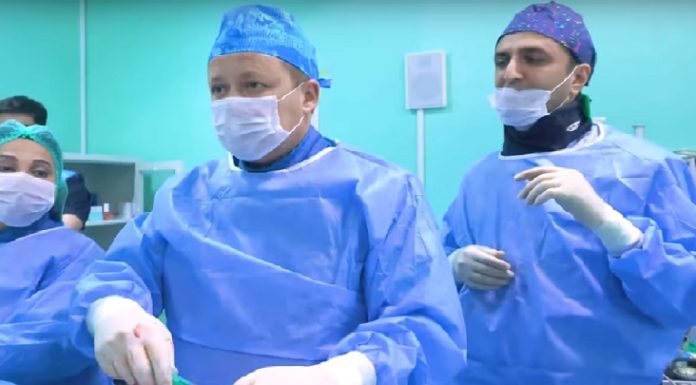 ОПЕРАЦІЯ ДЛЯ ЛІКУВАННЯ НЕ РОЗІРВАНОЇ АНЕВРИЗМИ СЕРЕДНЬОЇ МОЗКОВОЇ АРТЕРІЇ З ВИКОРИСТАННЯМ WEB Щеглов Дмитро та Руслан Пішанов