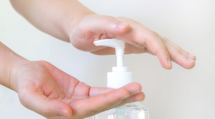 Що треба робити, щоб захистити себе від виникнення подразнень шкіри при частому використанні дезінфікуючих та миючих засобів