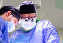 Гігантська ліпосаркома. Клінічний випадок