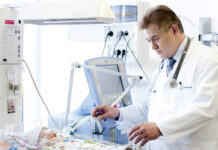 Василь ЛАЗОРИШИНЕЦЬ: «Найменша дитина, яку я оперував, важила 900 грамів. Тепер їй 18 років»