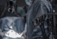 Планові госпіталізації – на паузу: як вимушена темрява впливає на роботу лікарів