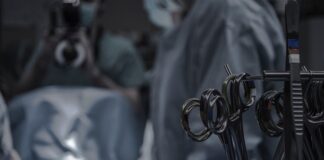 Планові госпіталізації – на паузу: як вимушена темрява впливає на роботу лікарів
