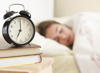 Розлади сну. Чи винні в цьому гормони?