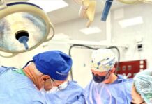 Величезна кіста яєчника