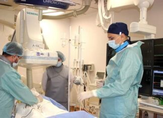 Нещодавно в Національному інституті серцево-судинної хірургії імені М.М. Амосова було виконано чергову операцію з ендоваскулярного закриття фістули