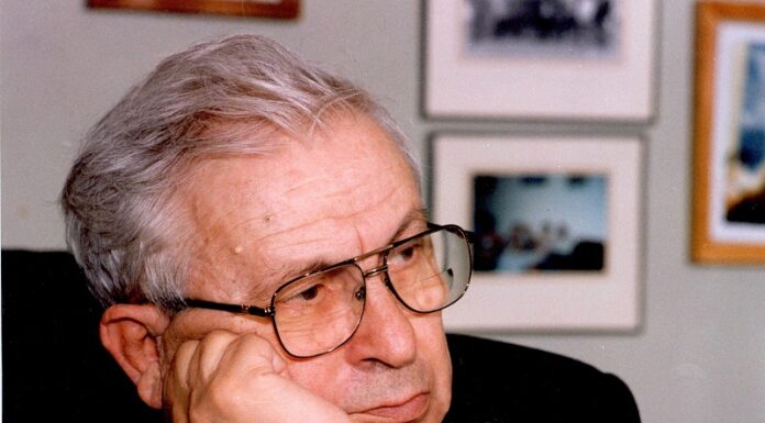 Про творчий шлях і наукову спадщину академіка Володимира Веніаміновича Фролькіса