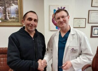 Вперше в ДУ «Національний інститут серцево-судинної хірургії ім. М.М. Амосова НАМН України» виконали операцію Ферраці через мініінвазивний доступ