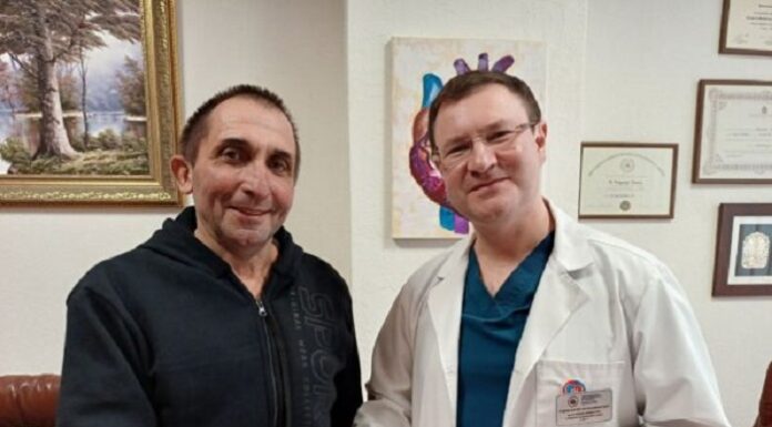 Вперше в ДУ «Національний інститут серцево-судинної хірургії ім. М.М. Амосова НАМН України» виконали операцію Ферраці через мініінвазивний доступ