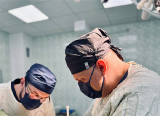 Врятували військового медика