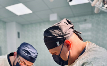 Врятували військового медика