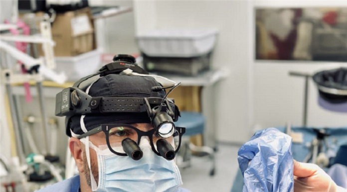 Відеоасистоване мініінвазивне коронарне шунтування