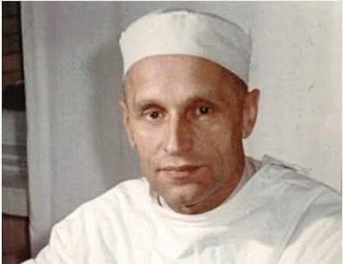 Сьогодні виповнюється 111 років з дня народження видатного лікаря-хірурга, вченого, письменника, громадського діяча, академіка Миколи Михайловича Амосова