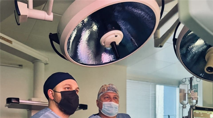 Уламок в нирці