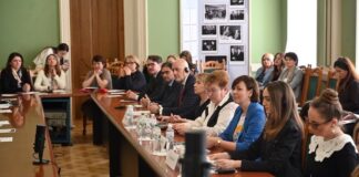 Жінки-дипломати для здоров`я жінок – Міжнародний жіночий день у Дипломатичній академії України: на перетині галузей