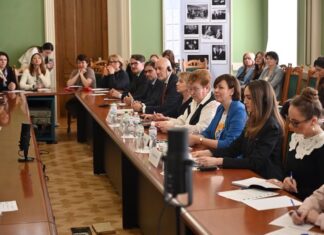 Жінки-дипломати для здоров`я жінок – Міжнародний жіночий день у Дипломатичній академії України: на перетині галузей