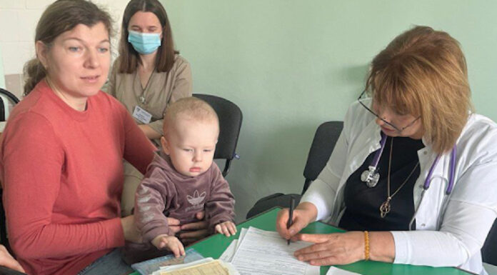 З медичним оглядом у Рівненській обласній дитячій лікарні