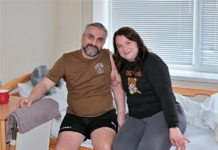 Військовому врятували руку