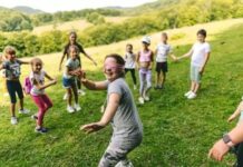 Літні канікули – час для відновлення та оздоровлення дітей під час війни: що можуть зробити дорослі