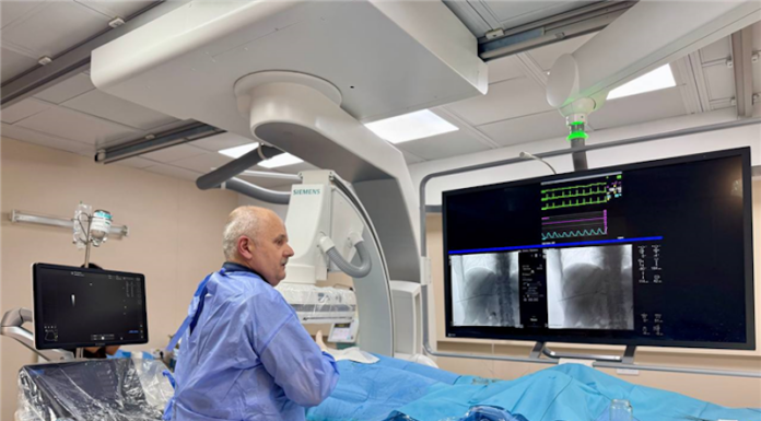 Емболізація правої гілки ворітної вени