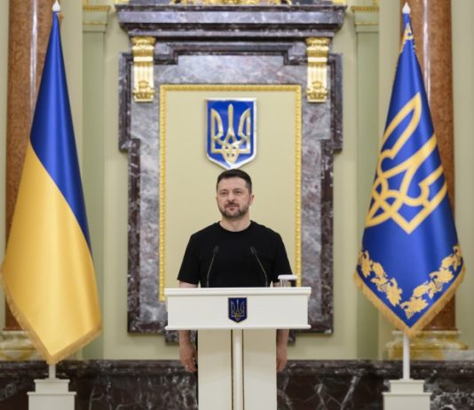 Президент України відзначив медичних працівників державними нагородами з нагоди професійного свята