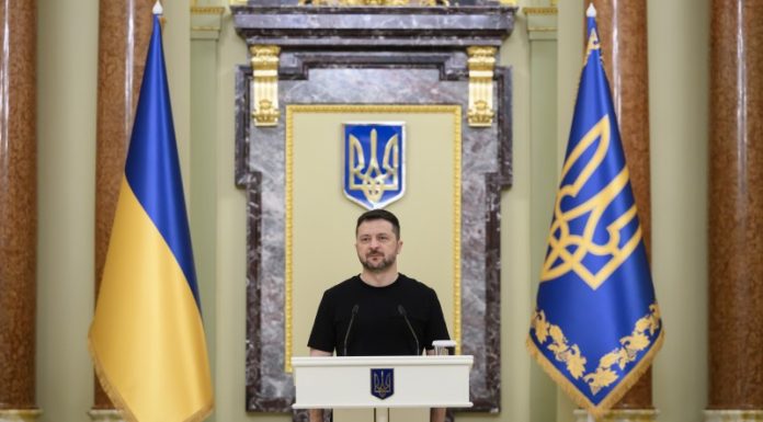 Президент України відзначив медичних працівників державними нагородами з нагоди професійного свята